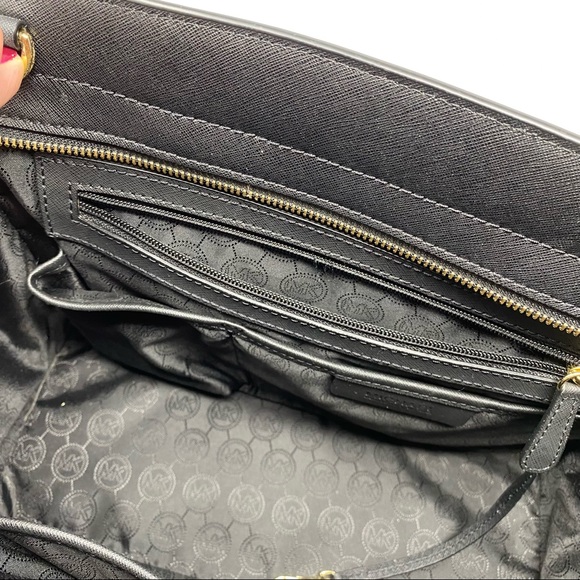 Michael Kors satchel handbag - Picture 8 of 8
